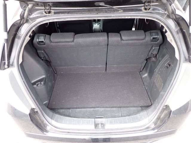 HONDA FIT HYBRID 2011