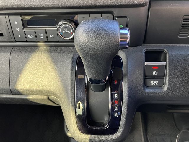 HONDA N BOX CUSTOM 2023