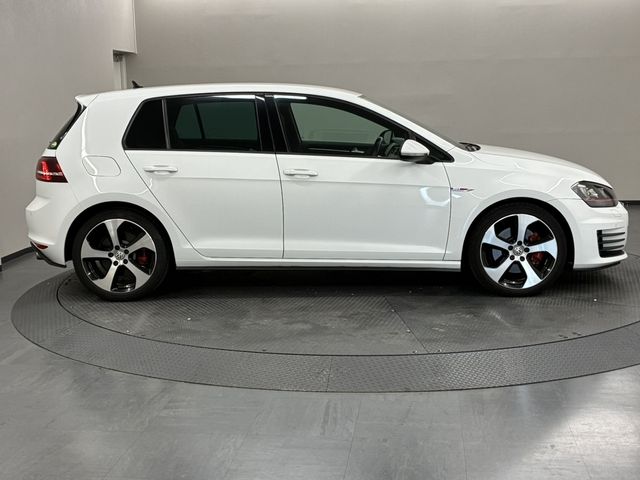 VOLKSWAGEN VOLKSWAGEN GOLF GTI 2016