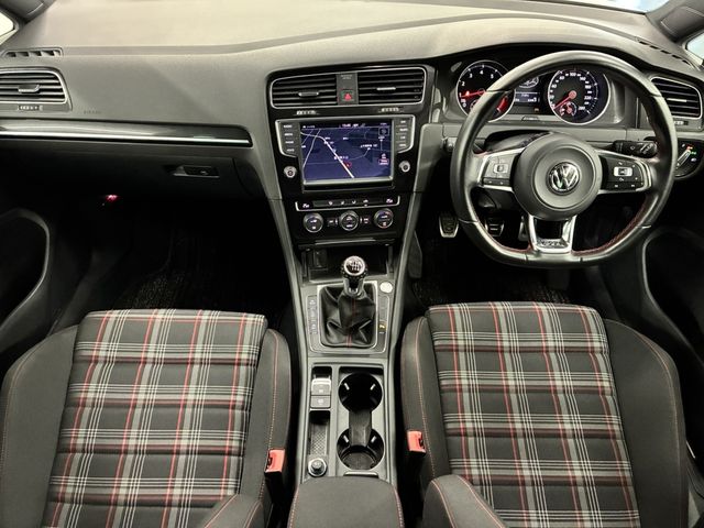 VOLKSWAGEN VOLKSWAGEN GOLF GTI 2016