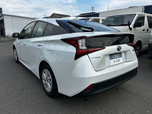 TOYOTA PRIUS 2020