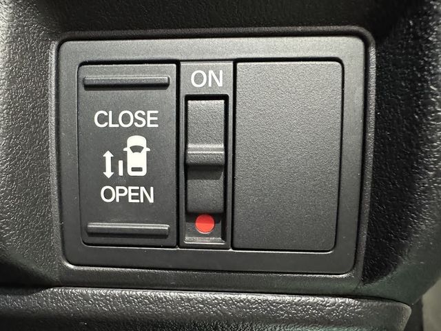 HONDA N BOX CUSTOM 2023