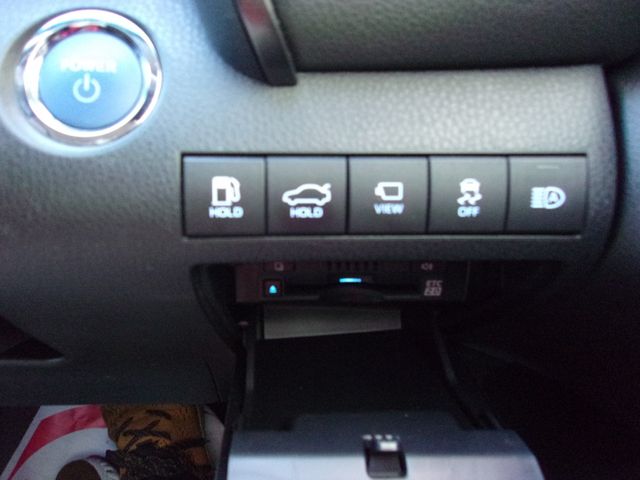 TOYOTA CAMRY HYBRID 2024