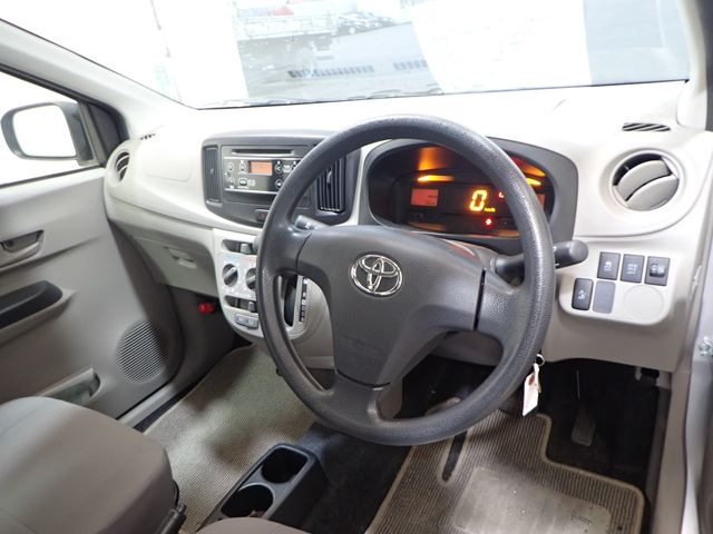 TOYOTA PIXIS EPOCH 2016