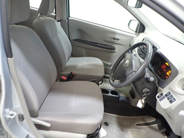 TOYOTA PIXIS EPOCH 2016