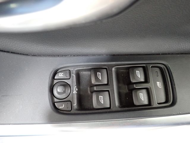 VOLVO VOLVO V60 2015