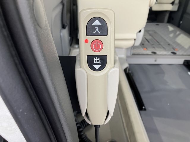 NISSAN NV350 CARAVAN 4WD 2016