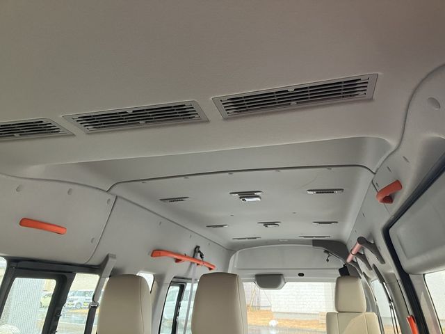 NISSAN NV350 CARAVAN 4WD 2016