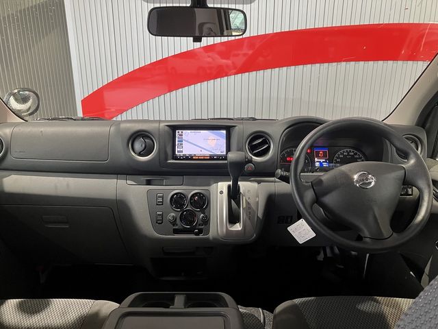 NISSAN NV350 CARAVAN 4WD 2016
