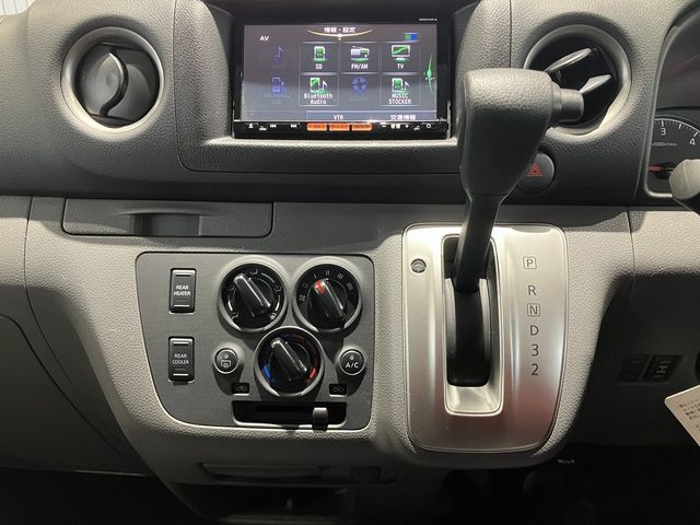 NISSAN NV350 CARAVAN 4WD 2016