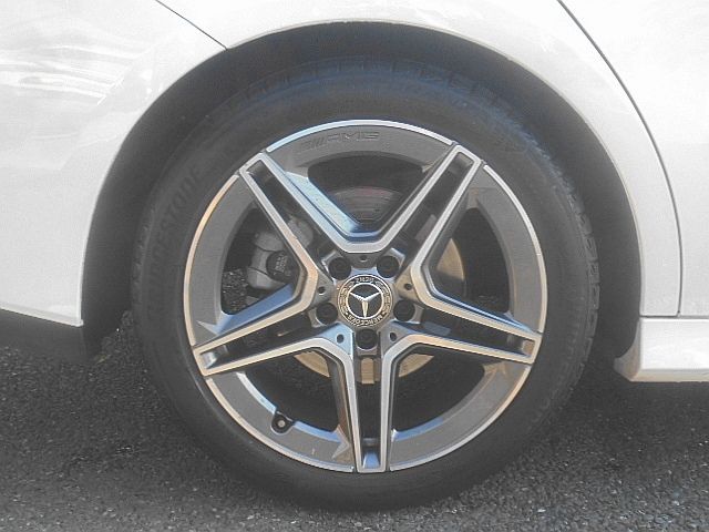 MERCEDES BENZ MERCEDES BENZ CLA Shooting Brake 2023