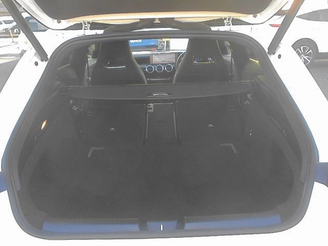 MERCEDES BENZ MERCEDES BENZ CLA Shooting Brake 2023