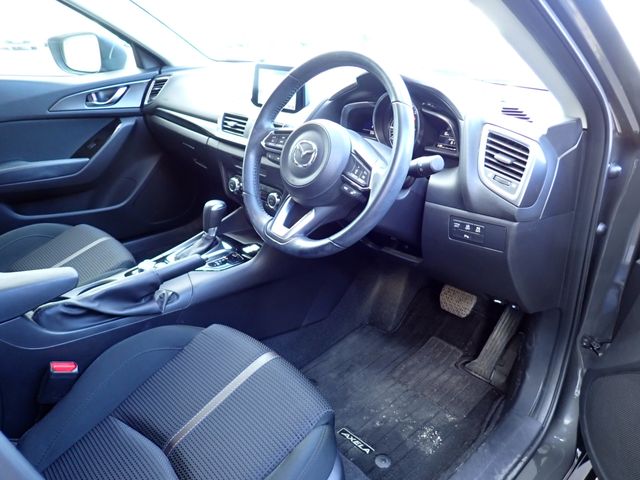 MAZDA AXELA SPORTS 2017