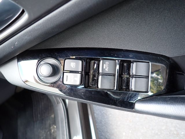 MAZDA AXELA SPORTS 2017