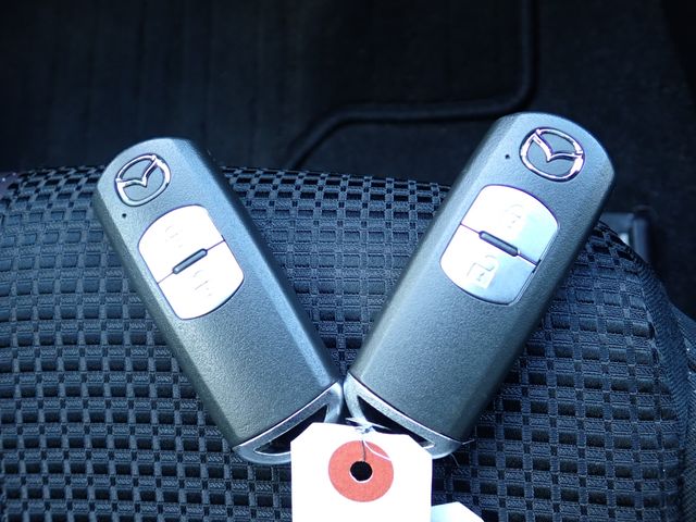 MAZDA AXELA SPORTS 2017