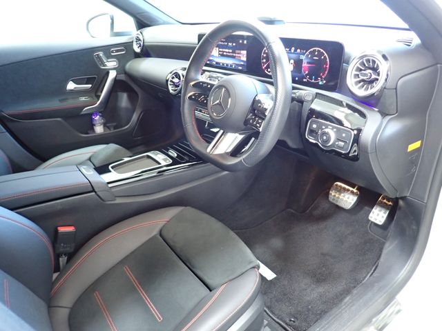 MERCEDES BENZ MERCEDES BENZ A class 2023