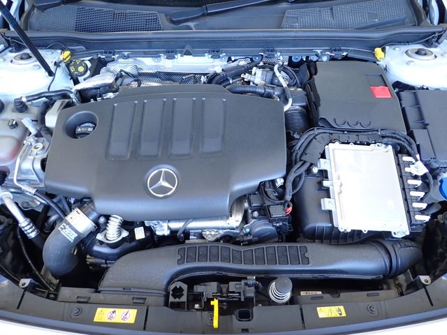 MERCEDES BENZ MERCEDES BENZ A class 2023