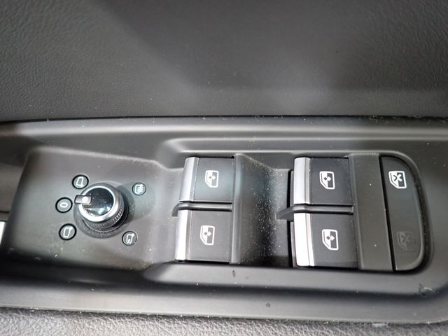 AUDI AUDI A4 AVANT 2017