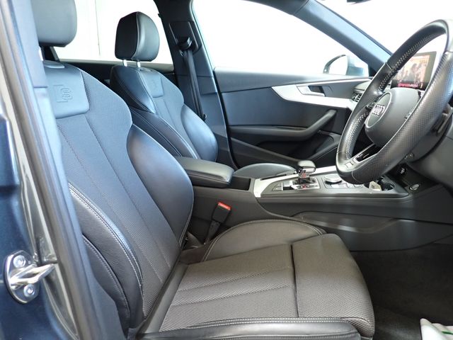 AUDI AUDI A4 AVANT 2017