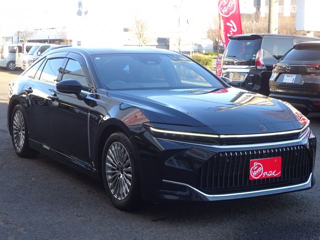 TOYOTA CROWN sedan hybrid 2024