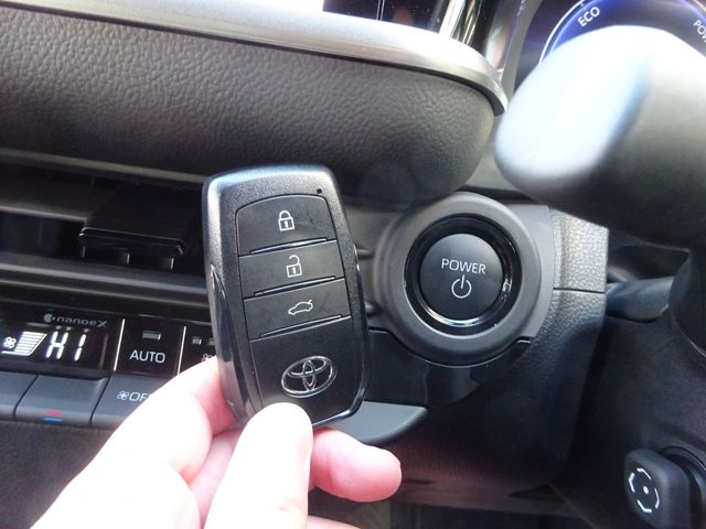 TOYOTA CROWN sedan hybrid 2024