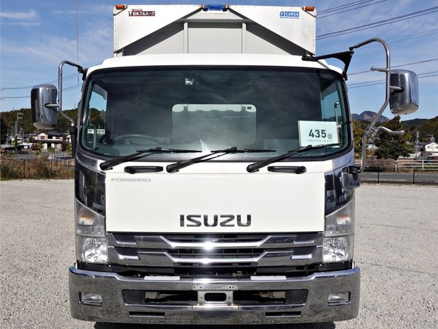 ISUZU FORWARD 2015