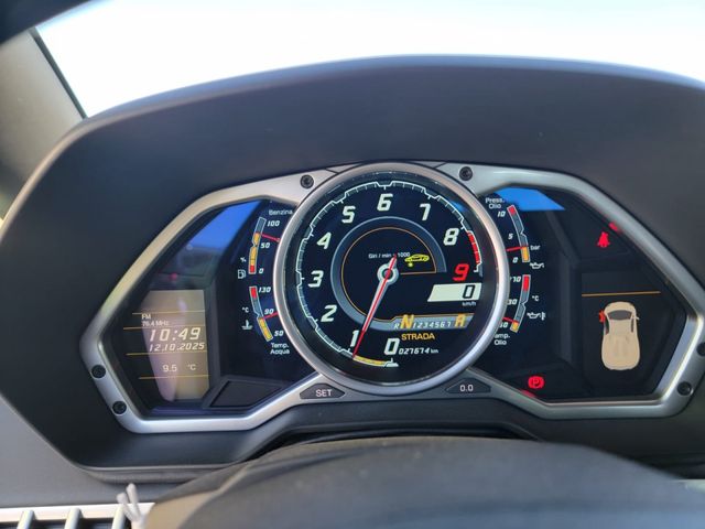 LAMBORGHINI LAMBORGHINI Aventador 2014