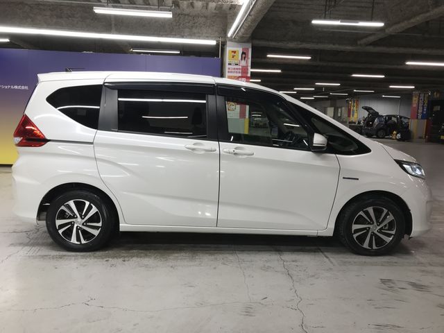 HONDA FREED HYBRID 2019