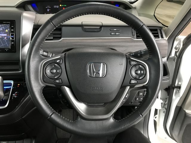HONDA FREED HYBRID 2019