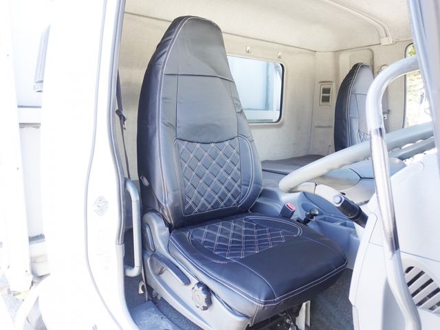 MITSUBISHI FUSOU FIGHTER 2007