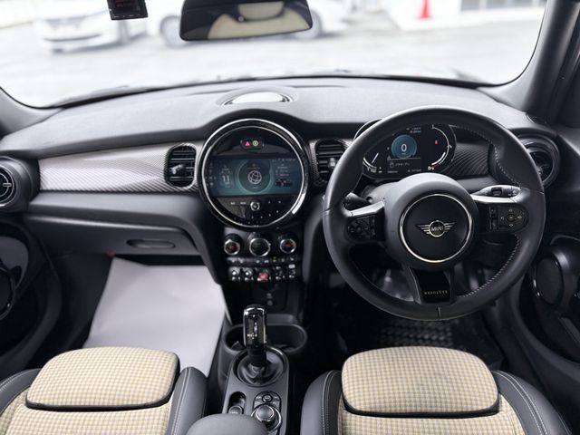 BMW MINI COOPER 5DOOR 2023