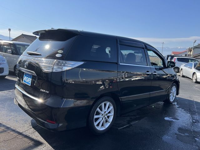 TOYOTA ESTIMA 2011