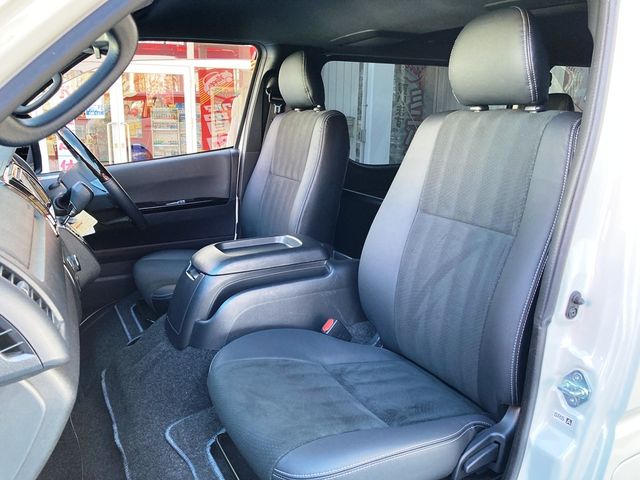 TOYOTA HIACE van 2WD 2021