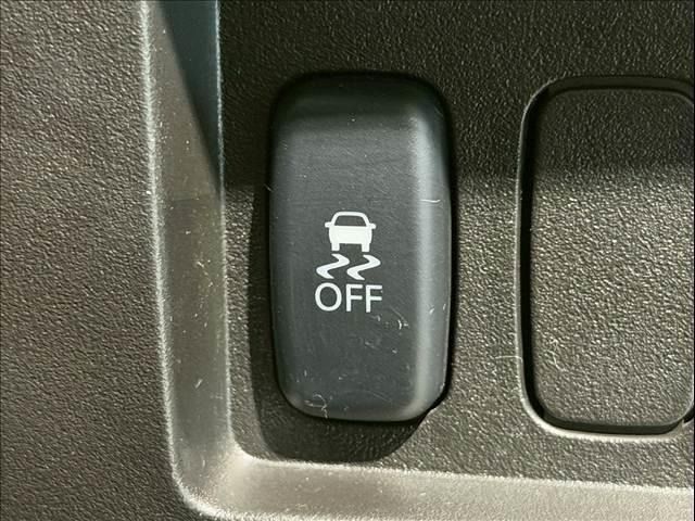 MITSUBISHI DELICA D:5 4WD 2016