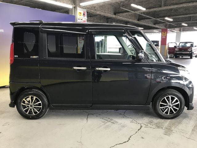 SUZUKI Spacia 4WD 2015