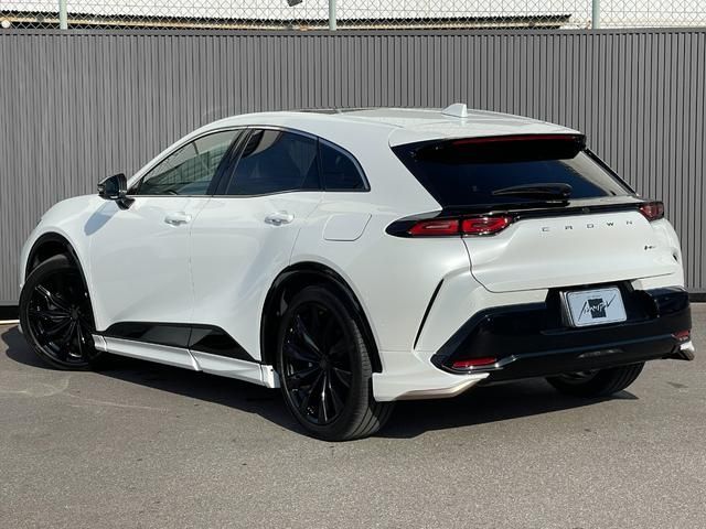 TOYOTA CROWN SPORT 2023