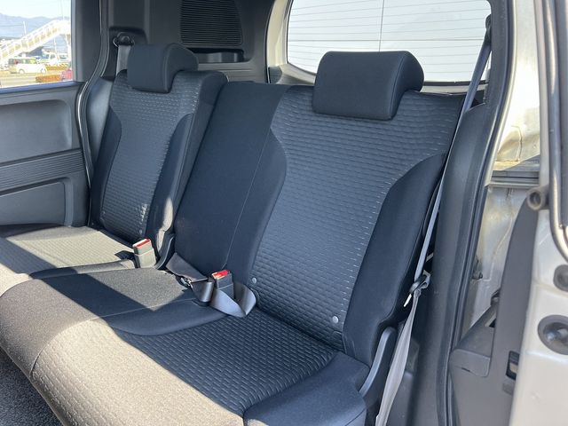 HONDA FREED Spike 2010