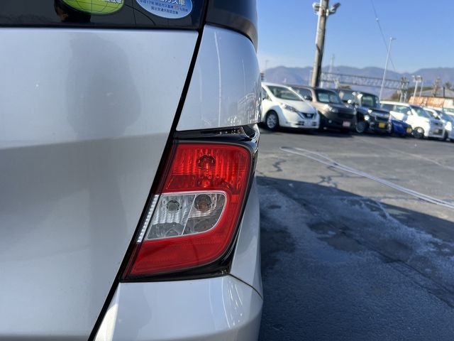 HONDA FREED Spike 2010