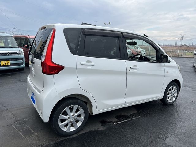 MITSUBISHI eK WAGON 2013