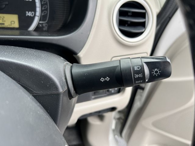 MITSUBISHI eK WAGON 2013