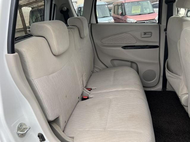 MITSUBISHI eK WAGON 2013