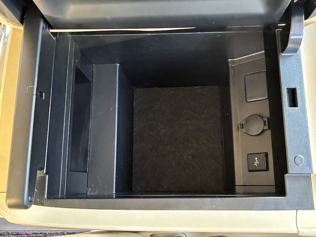 TOYOTA ALPHARD hybrid 4WD 2020