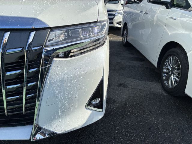 TOYOTA ALPHARD hybrid 4WD 2020