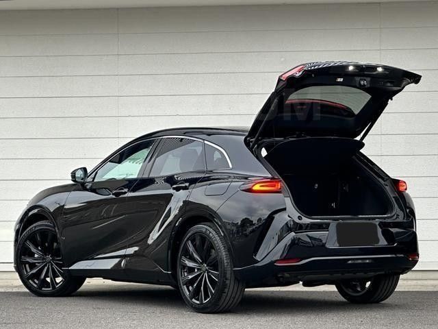 TOYOTA CROWN SPORT 2024