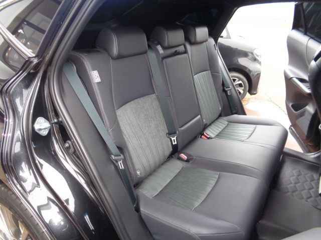 TOYOTA HARRIER 4WD 2023