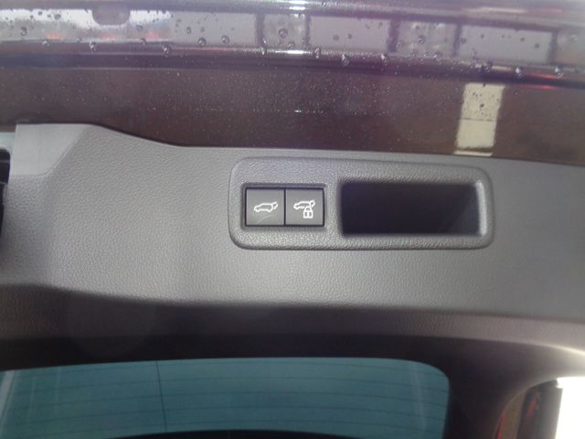 TOYOTA HARRIER 4WD 2023