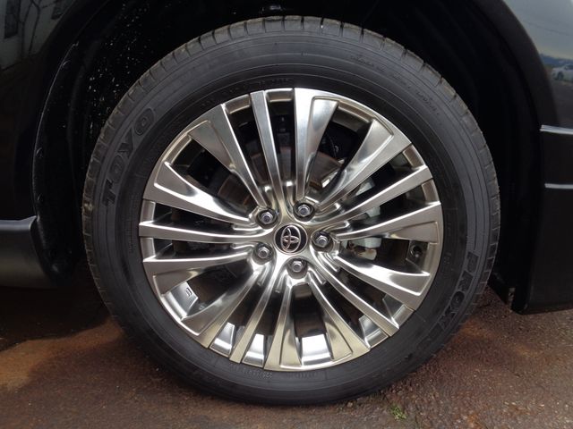 TOYOTA HARRIER 4WD 2023