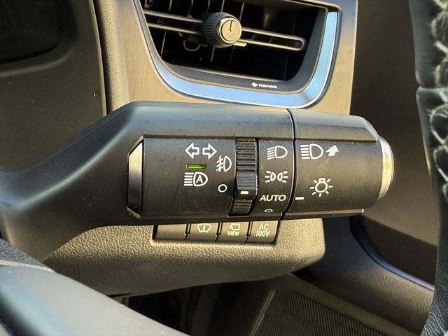 TOYOTA LEXUS UX250h AWD 2020