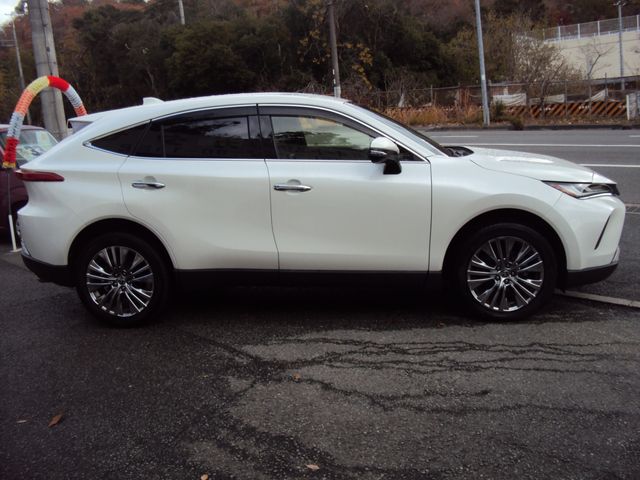 TOYOTA HARRIER 2WD 2020