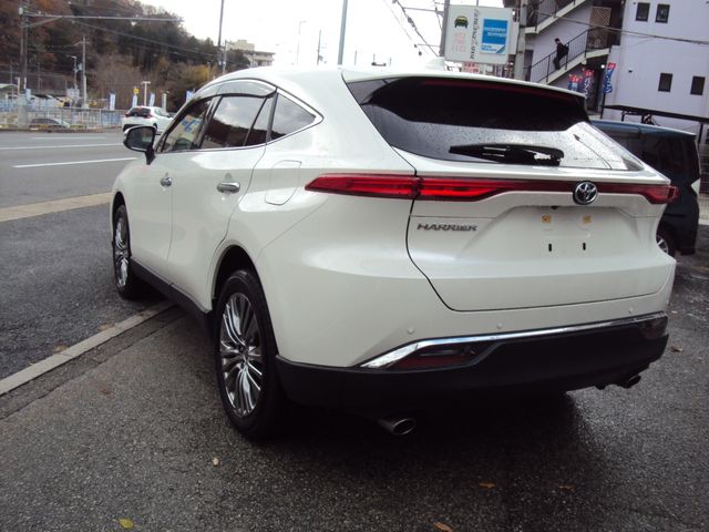 TOYOTA HARRIER 2WD 2020